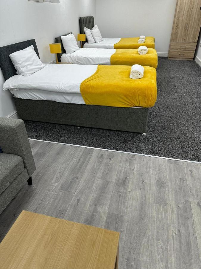Huge Studio Close To City Centre With Free Secure Parking Λιντς Εξωτερικό φωτογραφία